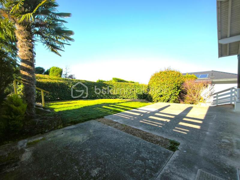 Maison - 179 m² - 6 pièces