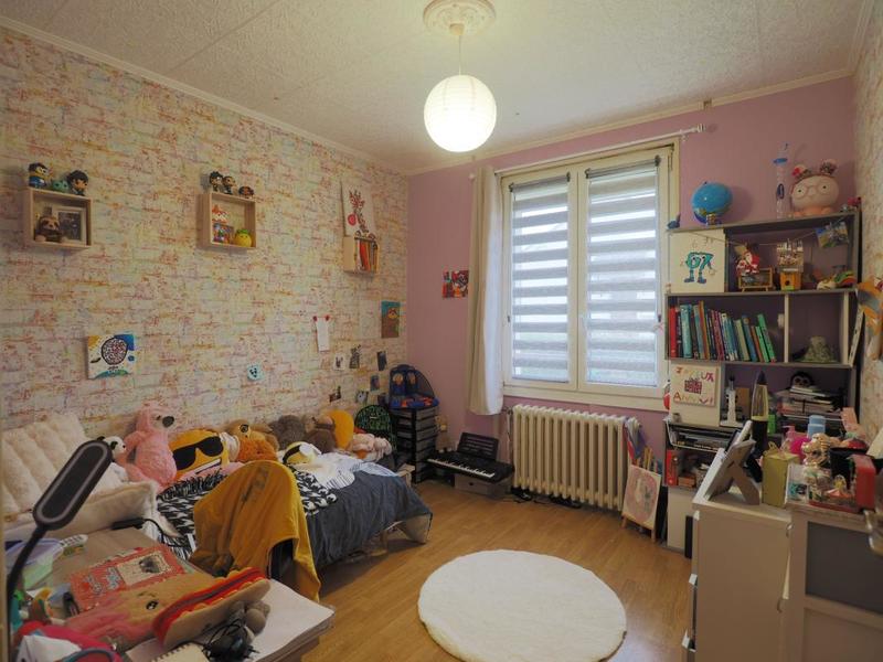 Maison - 95 m² - 4 pièces