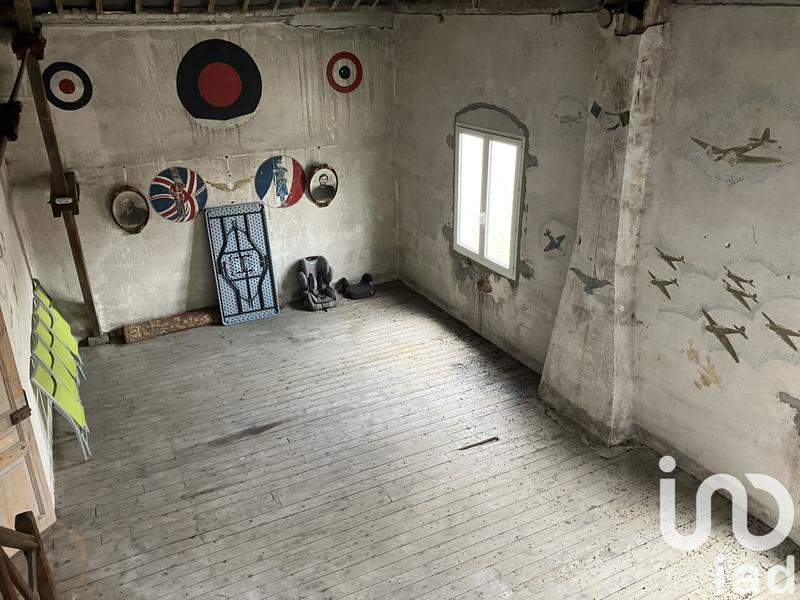 Maison - 220 m² - 8 pièces