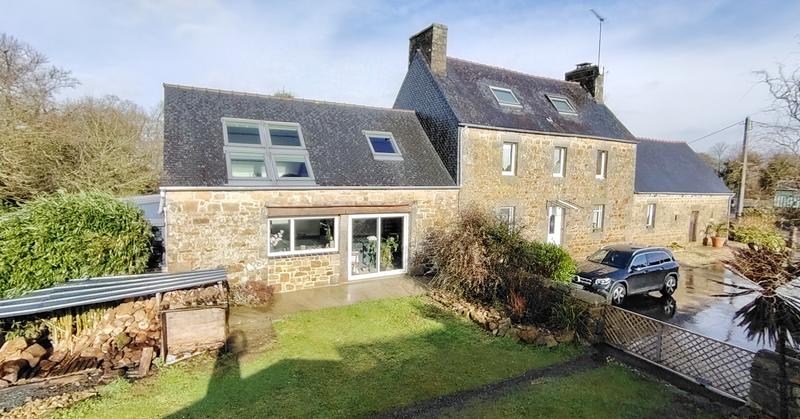 Maison ancienne - 170 m² - 10 pièces