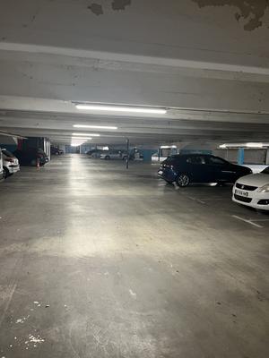 Parking / Garage - 12 m²