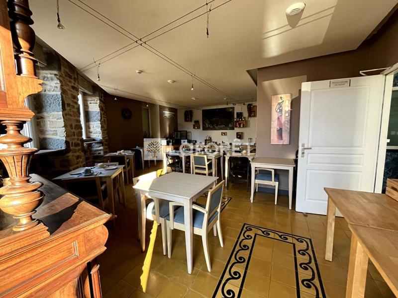 Local d'activité / Entrepôt - 225 m² - 18 pièces