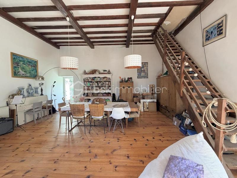 Maison ancienne - 192 m² - 7 pièces