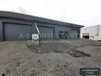 Local d'activité / Entrepôt - 200 m²