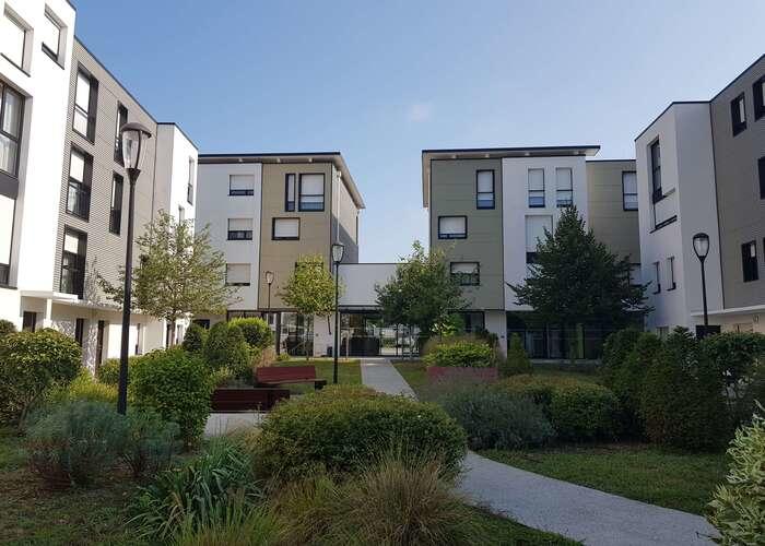 Studio - 20 m² - 1 pièce