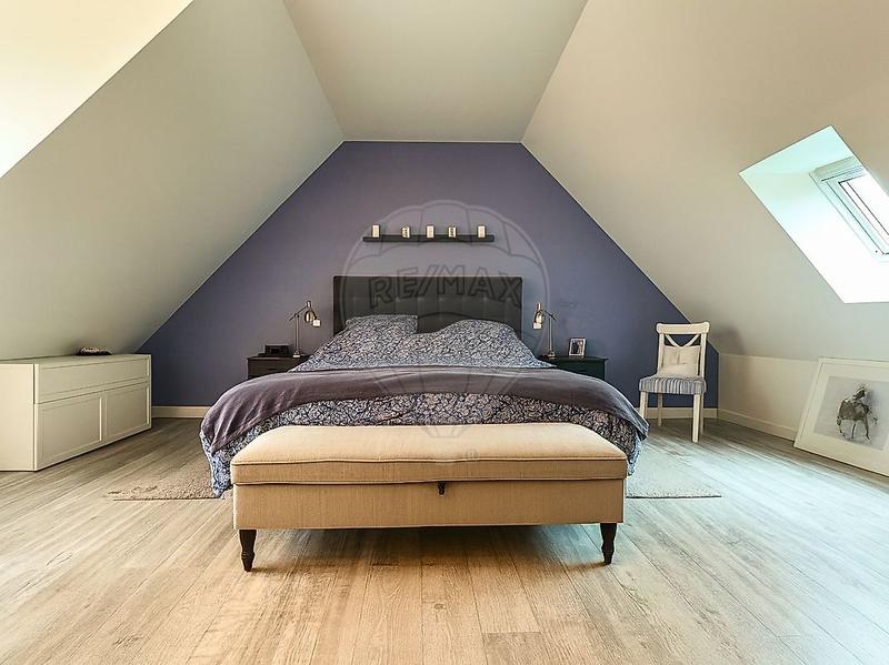 Propriété - 169 m² - 7 pièces