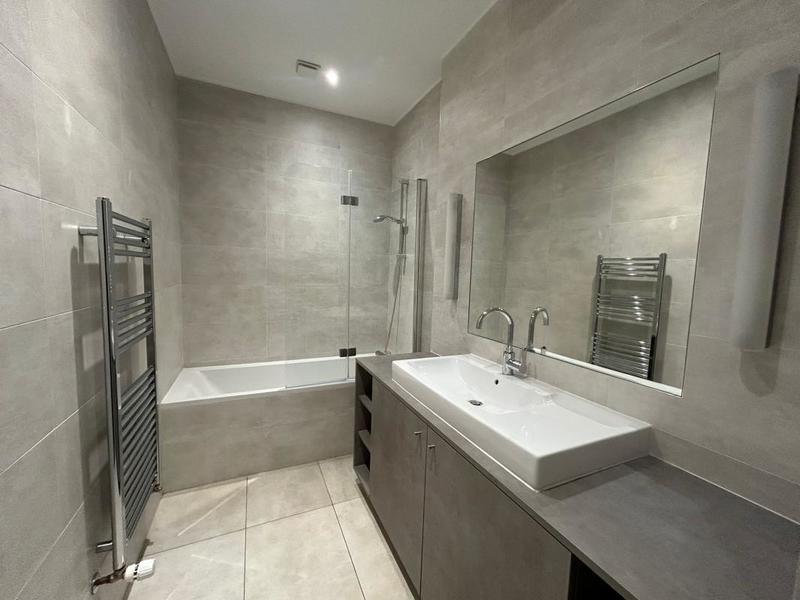 Appartement - 163 m² - 5 pièces