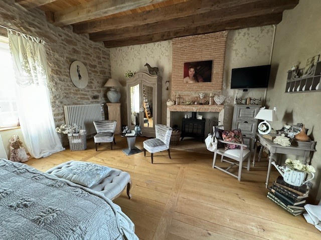 Maison - 900 m² - 16 pièces