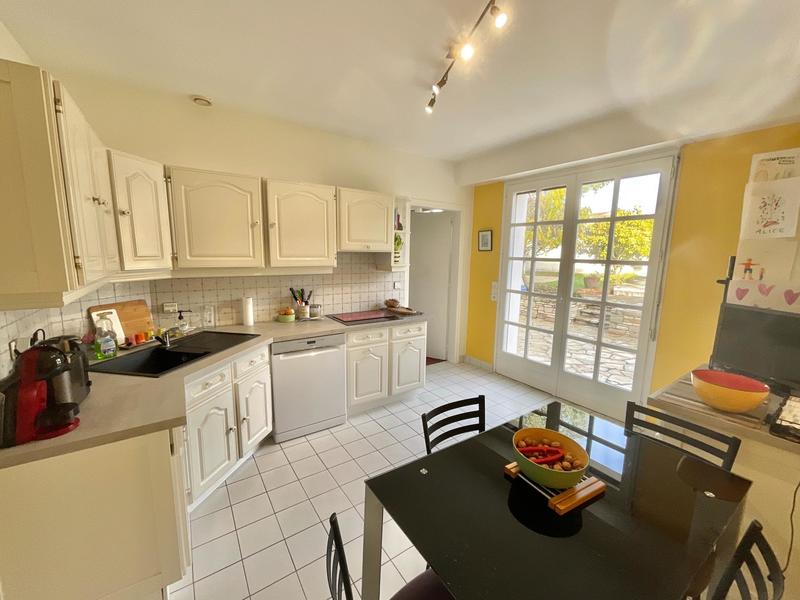 Maison - 164 m² - 8 pièces