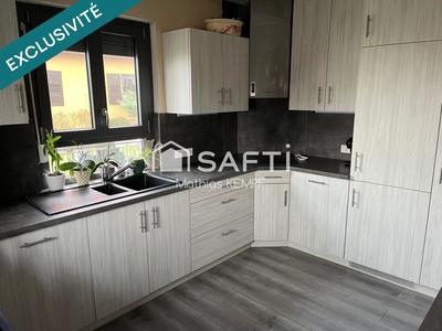 Maison - 110 m² - 4 pièces