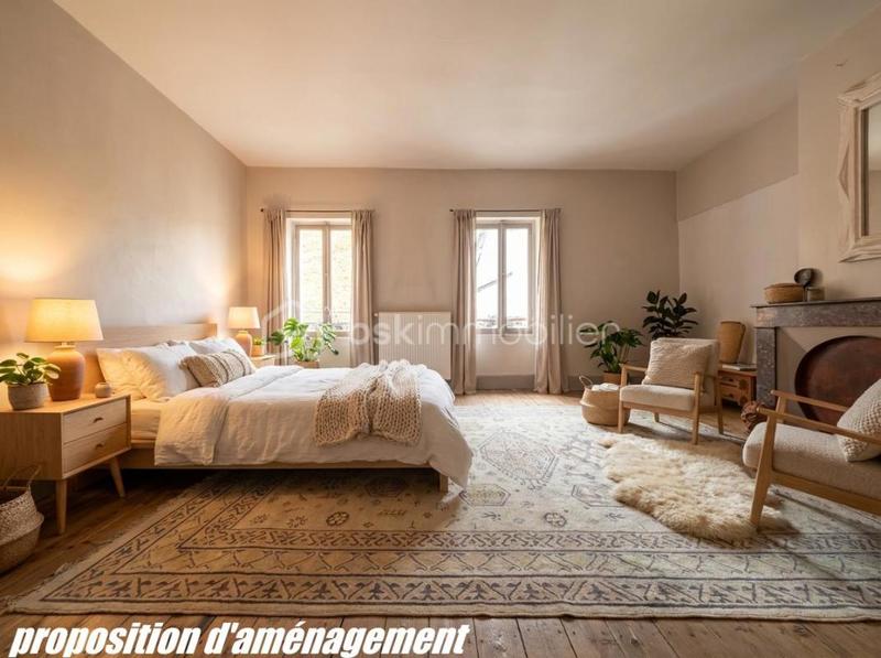 Maison de ville - 250 m² - 7 pièces
