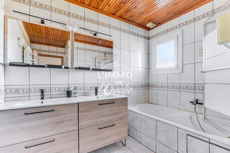 Maison - 158 m² - 4 pièces