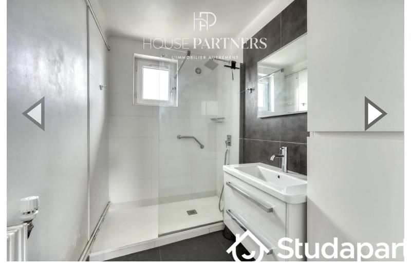 Chambre - 9 m² - 1 pièce