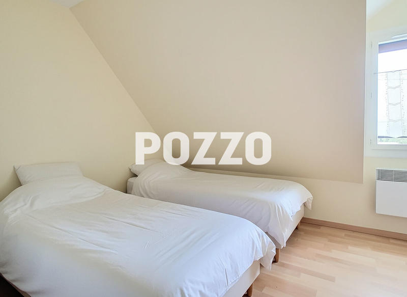 Maison - 96 m² - 5 pièces