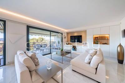 Appartement - 121 m² - 4 pièces