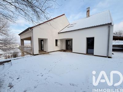 Maison - 171 m² - 7 pièces