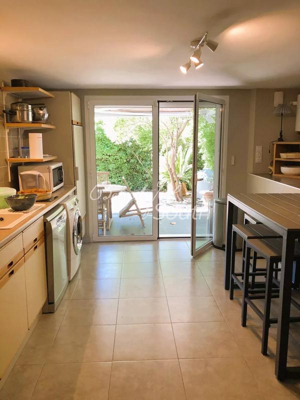 Maison - 200 m² - 6 pièces