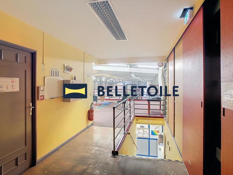 Local commercial - 2 657 m²