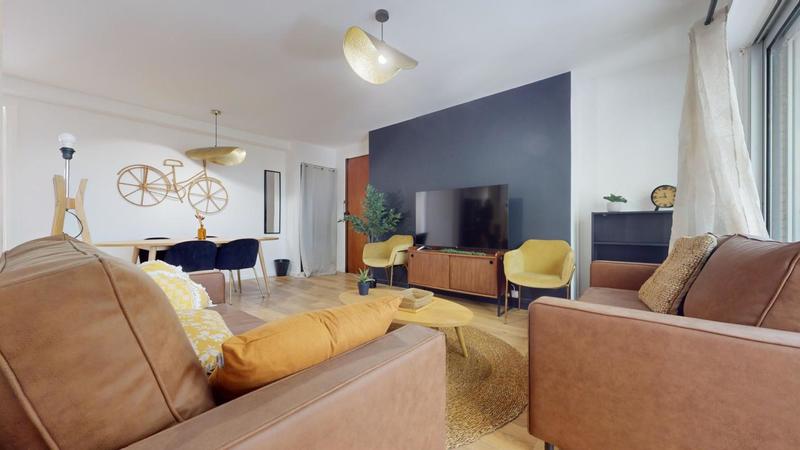 Appartement - 106 m² - 7 pièces