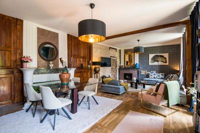 Demeure - 350 m² - 10 pièces