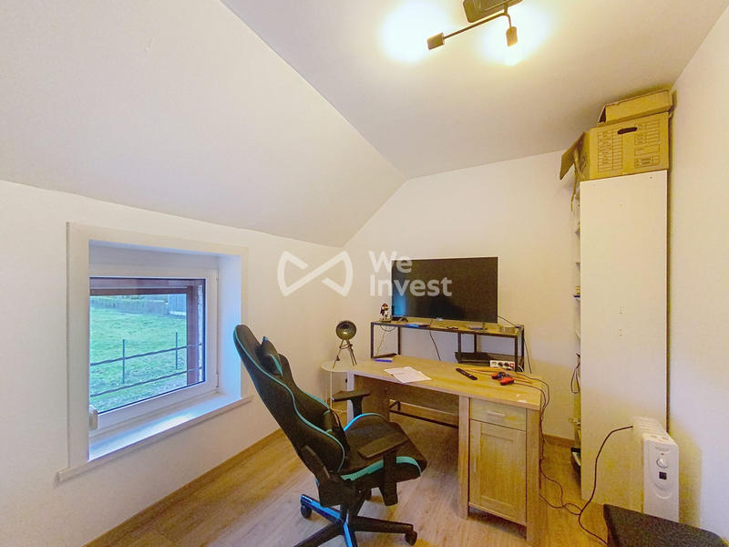 Maison - 96 m² - 5 pièces