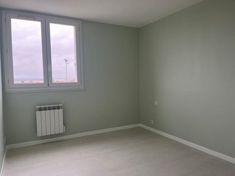 Appartement - 90 m² - 5 pièces