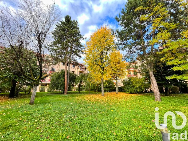 Appartement - 82 m² - 5 pièces