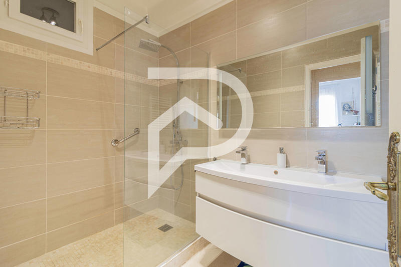 Appartement - 76 m² - 3 pièces