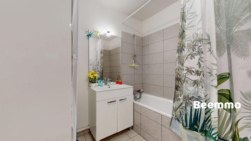 Appartement - 84 m² - 4 pièces