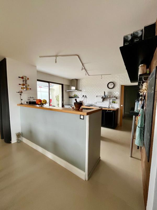 Maison traditionnelle - 183 m² - 7 pièces