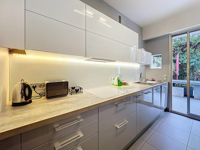 Appartement - 61 m² - 2 pièces