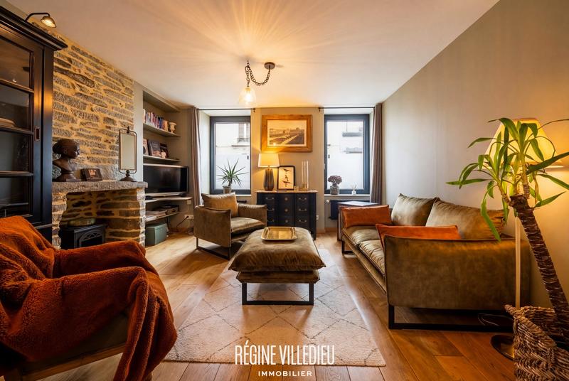 Maison - 121 m² - 6 pièces