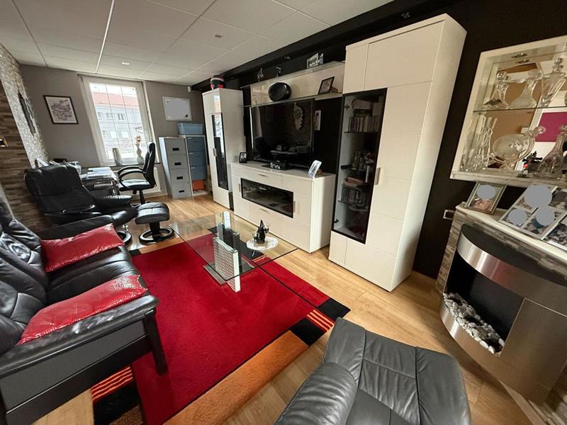 Maison - 95 m² - 4 pièces