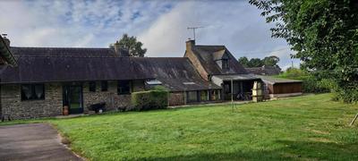 Maison - 188 m² - 10 pièces