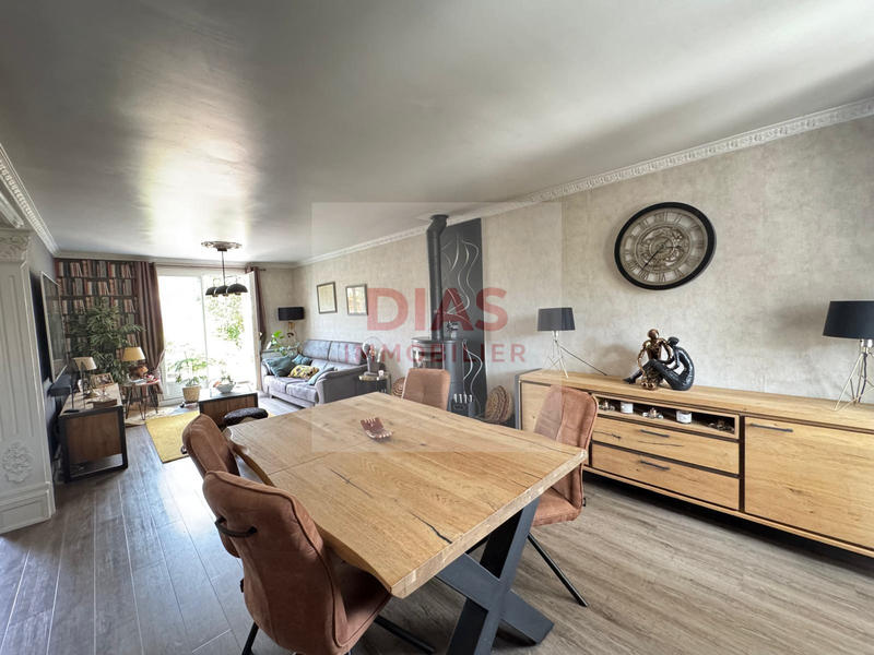 Maison - 95 m² - 1 pièce