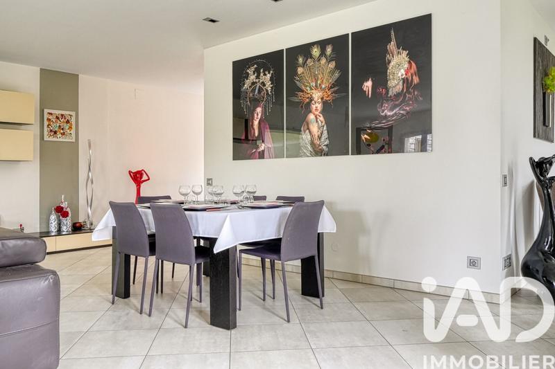 Maison de maîtres - 244 m² - 9 pièces