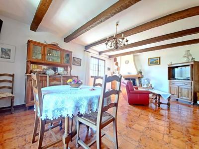 Maison - 122 m² - 5 pièces