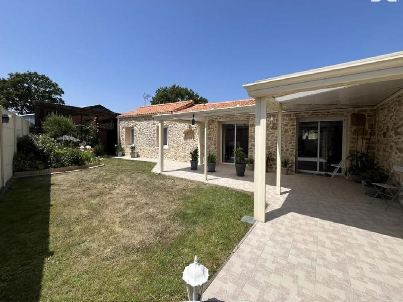 Maison - 150 m² - 4 pièces