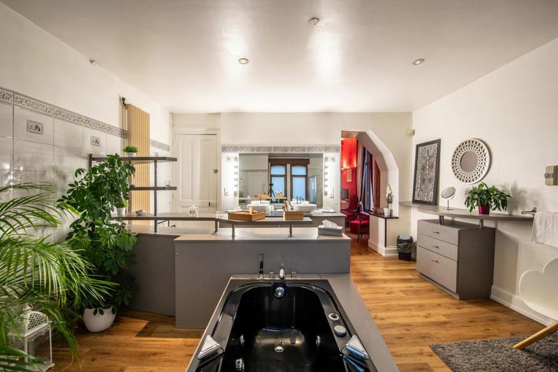 Manoir - 696 m² - 21 pièces