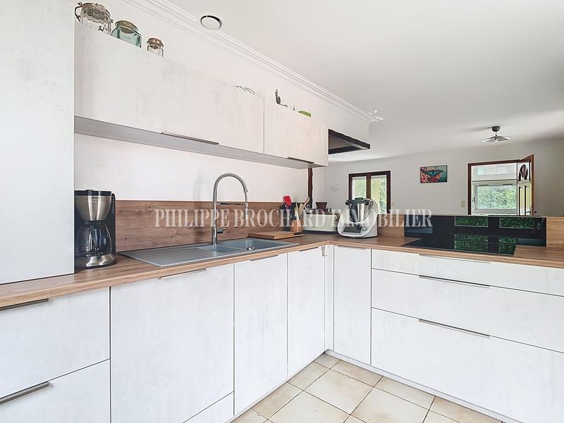 Maison traditionnelle - 112 m² - 6 pièces