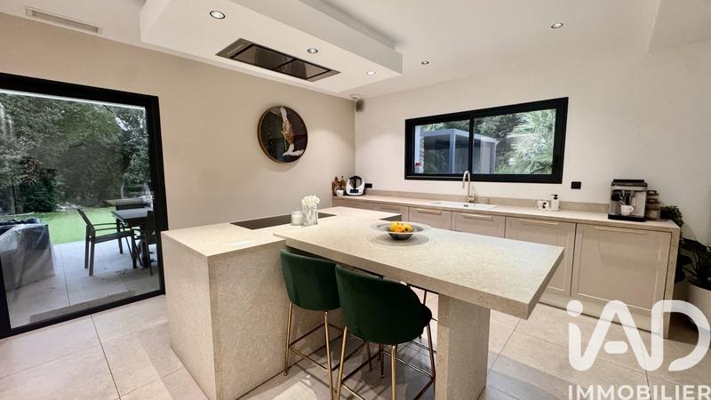 Maison de maîtres - 187 m² - 7 pièces