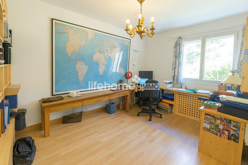 Appartement - 105 m² - 5 pièces