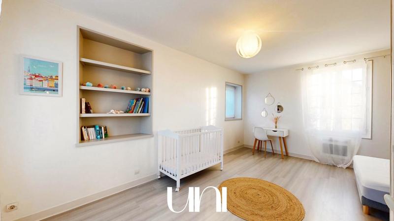 Maison - 158 m² - 7 pièces