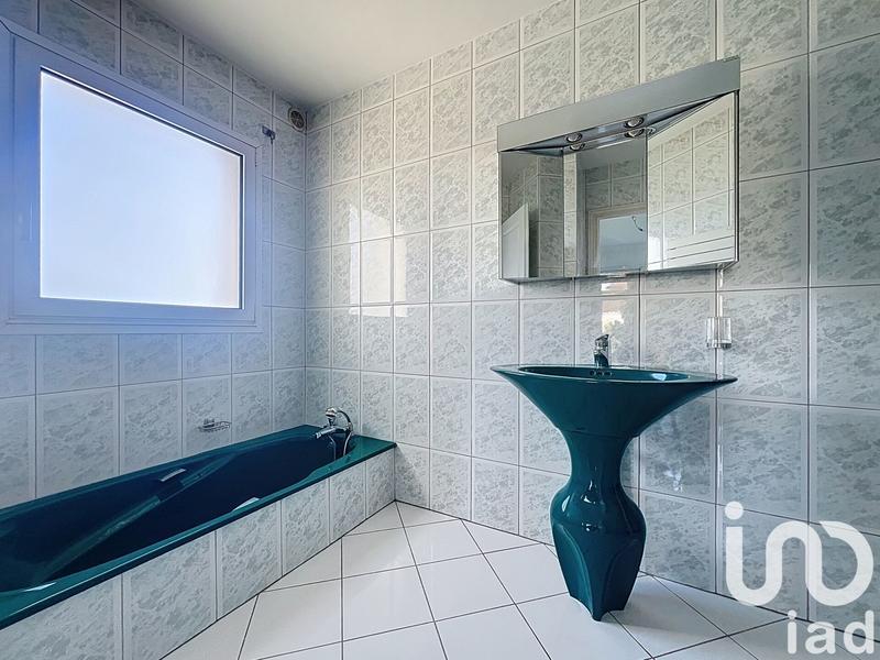 Maison - 184 m² - 7 pièces