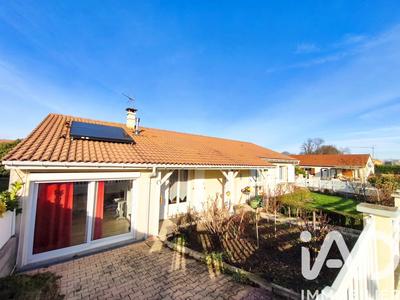 Maison - 111 m² - 5 pièces