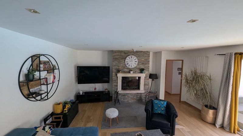 Maison - 166 m² - 6 pièces