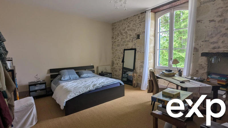 Bastide - 343 m² - 8 pièces