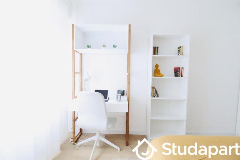 Chambre - 10 m² - 1 pièce