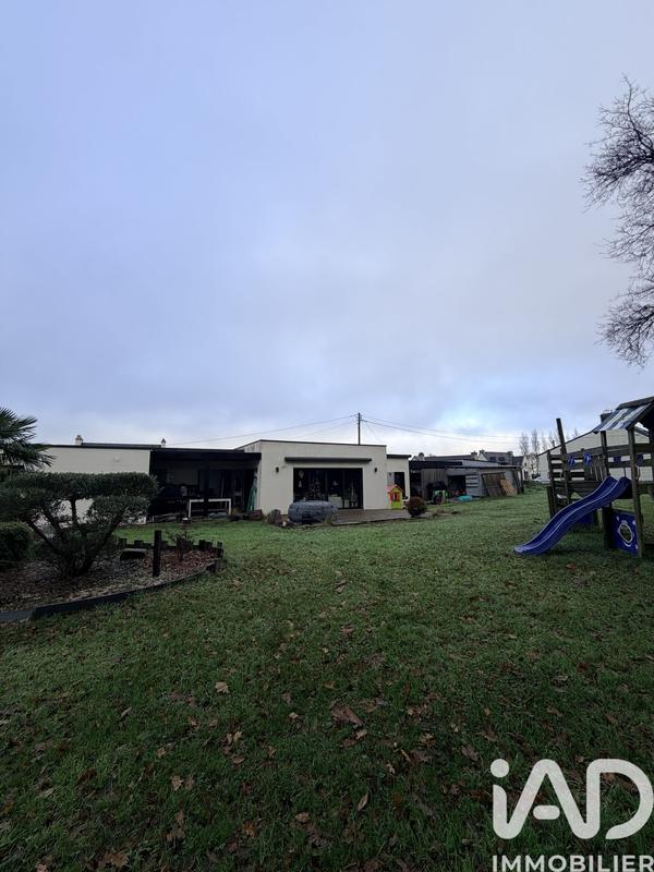 Maison de village - 183 m² - 9 pièces