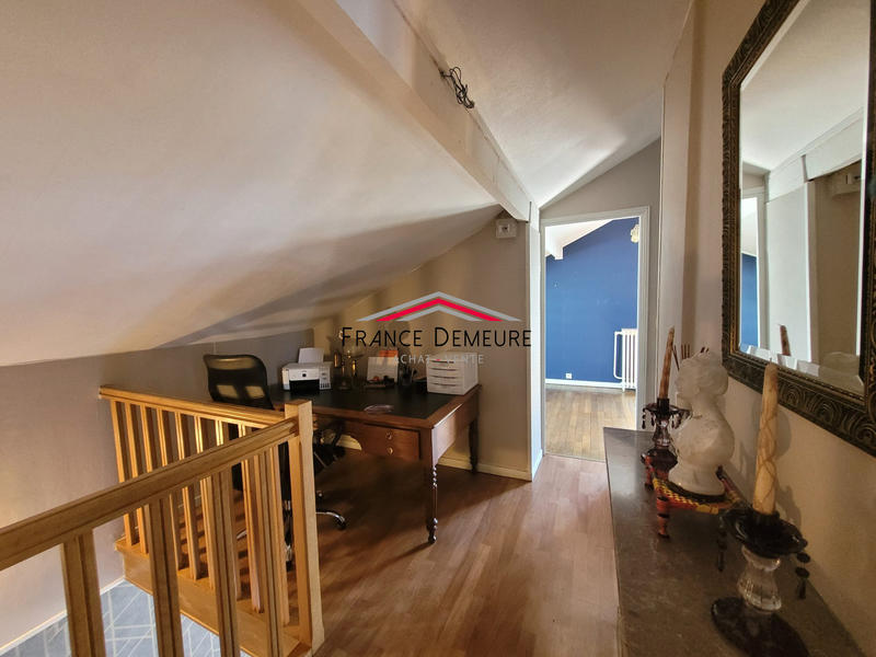 Maison - 91 m² - 5 pièces